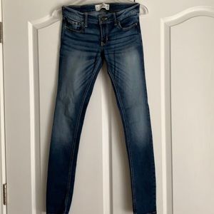 Hollister Medium wash jeans